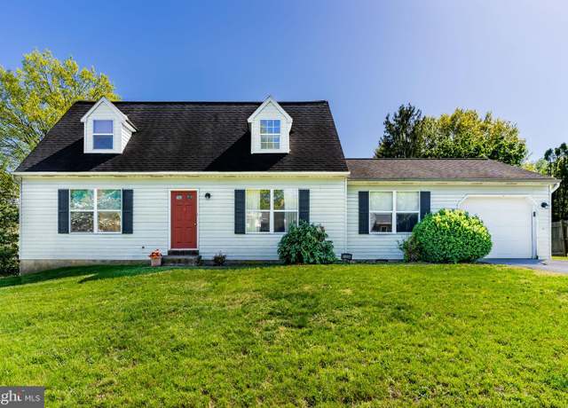 Property at 2029 Laurel Glen Dr, Harrisburg, PA 17110, 3 beds, 1 bath