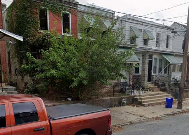 Property at 339 Lamokin St, Chester, PA 19013, 3 beds, 1 bath