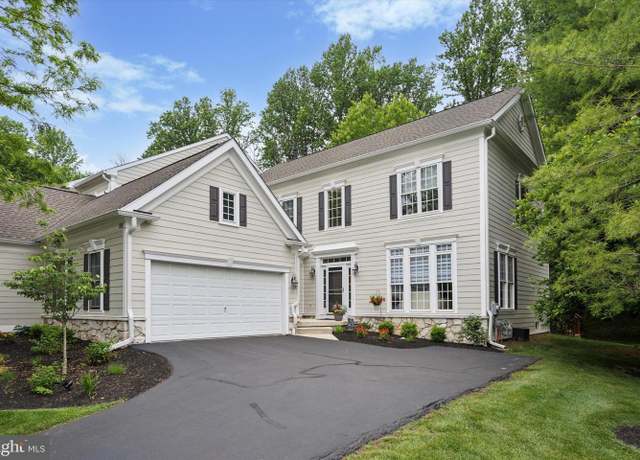 Property at 415 Merlin Rd, Newtown Square, PA 19073, 3 beds, 2.5 baths