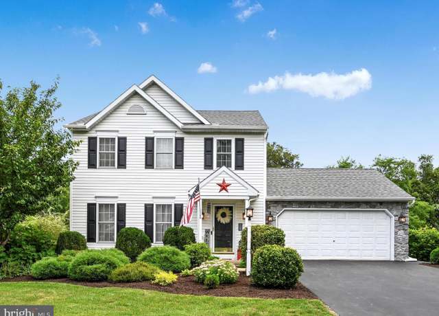 Property at 13 Fox Run Ter, Lititz, PA 17543, 3 beds, 1.5 baths