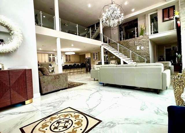 Property at 2001 Army Navy Dr, Arlington, VA 22202, 7 beds, 6 baths