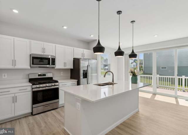 Property at 101 Curtain Fall Dr, Middletown, VA 22645, 3 beds, 2.5 baths