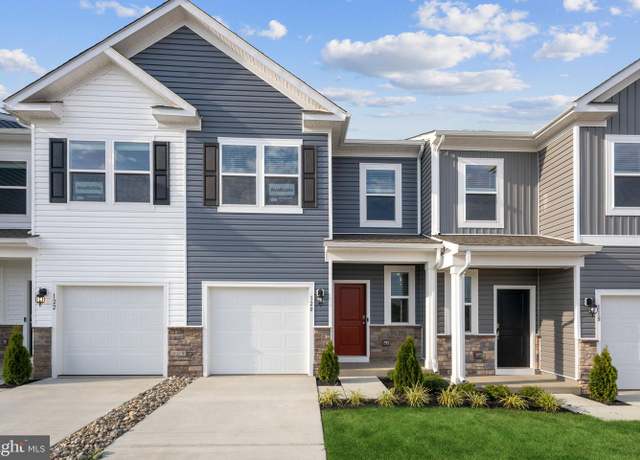 Property at 156 Willett Hollow St, Stephens City, VA 22655, 3 beds, 2.5 baths