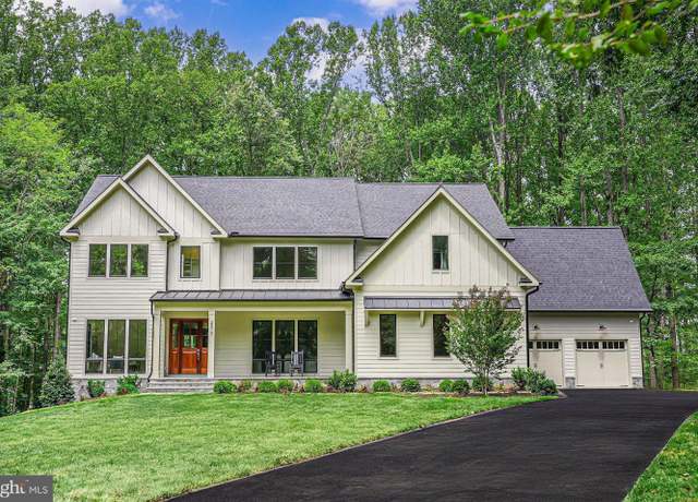 Property at 2210 Trott Ave, Vienna, VA 22181, 7 beds, 7.5 baths