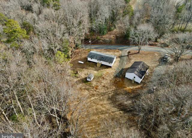 Property at 705 Oak Row Rd, Warsaw, VA 22572, 3 beds, 1 bath