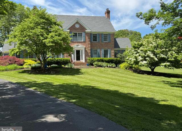 Property at 211 Heritage Dr, Shepherdstown, WV 25443, 4 beds, 3.5 baths