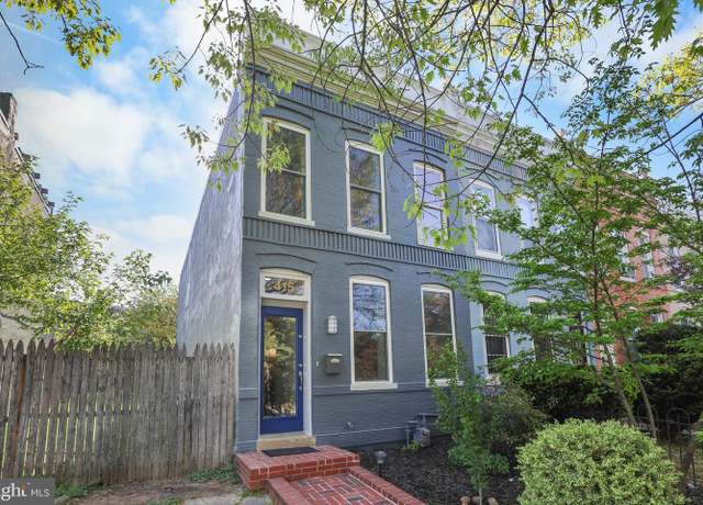 Property at 415 14th St NE, Washington, DC 20002, 2 beds, 2.5 baths
