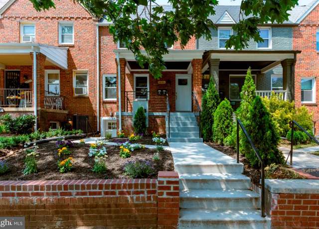 Property at 1616 C St NE, Washington, DC 20002, 5 beds, 3.5 baths