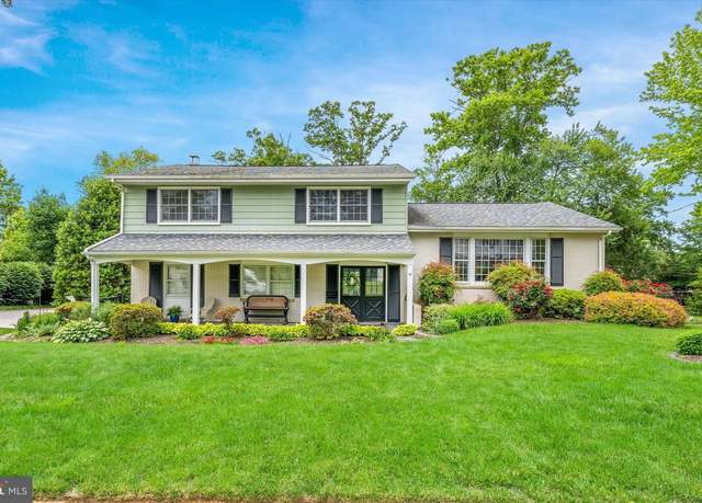 Property at 15 Vassar Dr, Newark, DE 19711, 4 beds, 2.5 baths
