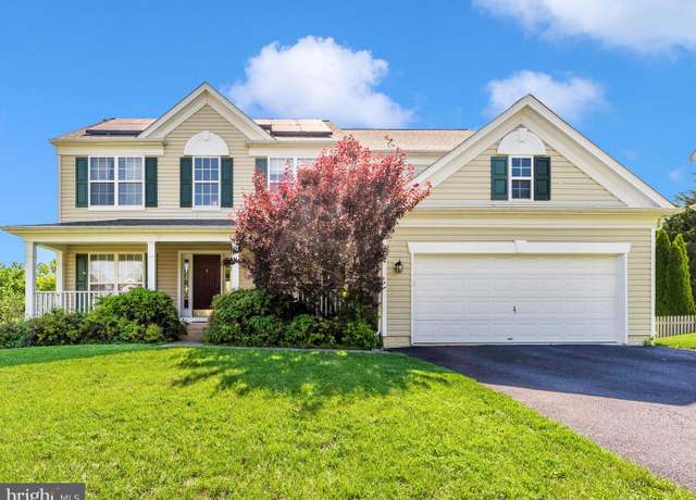 Property at 12 Evan Ct, Brunswick, MD 21758, 4 beds, 2.5 baths