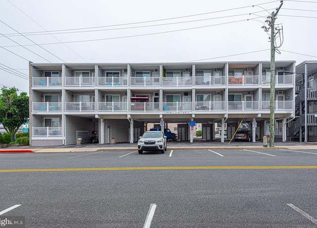 Property at 12 122nd St Unit 3B, Ocean City, MD 21842, 1 bed, 1 bath