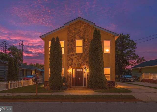 Property at 18 Liberty Ave, Woodstown, NJ 08098, 4 beds, 2.5 baths
