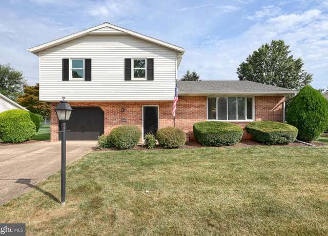 Property at 909 E Coover St, Mechanicsburg, PA 17055, 3 beds, 2.5 baths