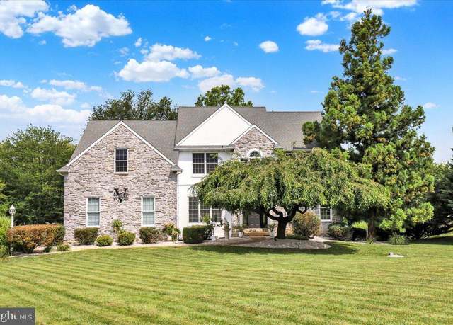Property at 403 Carter Moir Dr, Lancaster, PA 17601, 5 beds, 3.5 baths