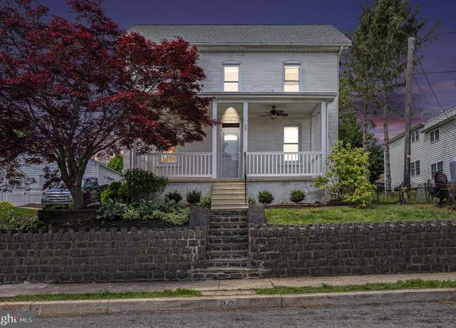 Property at 33 Green St, Souderton, PA 18964, 3 beds, 2 baths
