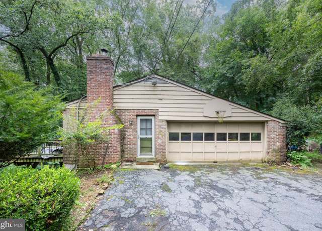 Property at 971 Stevens Ln, Wayne, PA 19087, 4 beds, 3 baths
