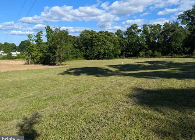 Property at 3701 White Hall Rd, King George, VA 22485, 3 beds, 2.5 baths