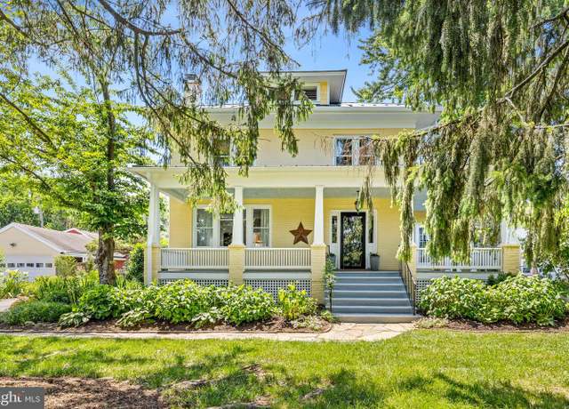 Property at 311 S Maple Ave, Purcellville, VA 20132, 4 beds, 2 baths