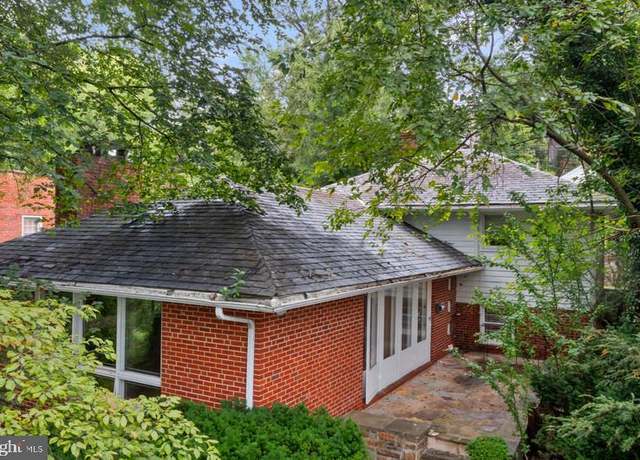 Property at 4109 Westview Rd, Baltimore, MD 21218, 3 beds, 1.5 baths