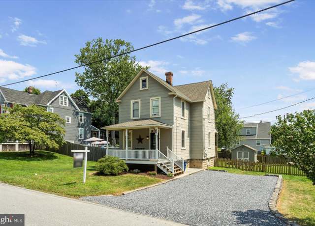 Property at 19 Delrey Ave, Catonsville, MD 21228, 2 beds, 1 bath