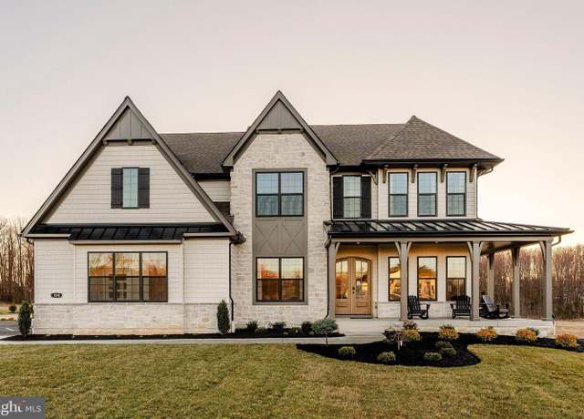 Property at 642 Grooms St, Frederick, MD 21702, 6 beds, 4.5 baths