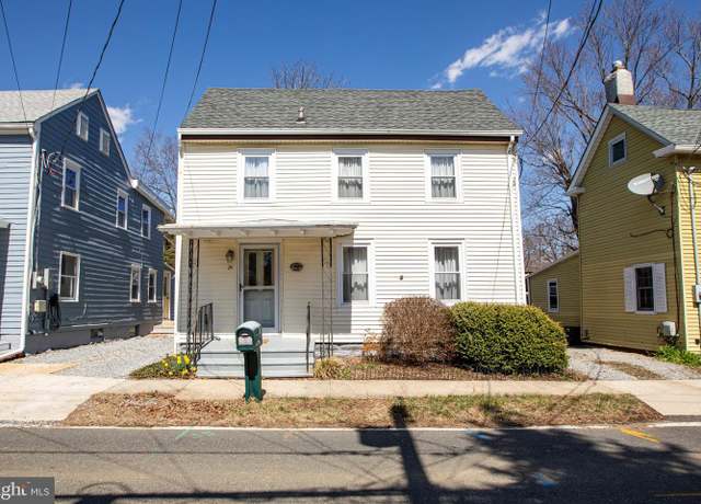 Property at 24 Waker Ave, Allentown, NJ 08501, 3 beds, 1.5 baths