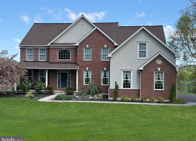 Property at 230 Eagleview Dr, Mohrsville, PA 19541, 5 beds, 4.5 baths