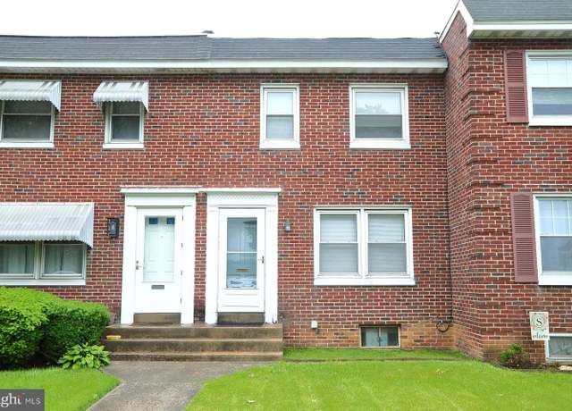 Property at 81 Hershey Ave, Lancaster, PA 17603, 3 beds, 1 bath
