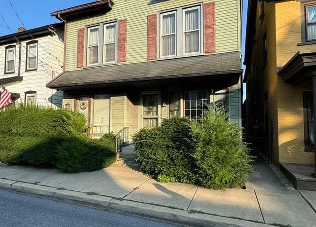 Property at 17 N Reamstown Rd, Stevens, PA 17578, 3 beds, 1.5 baths