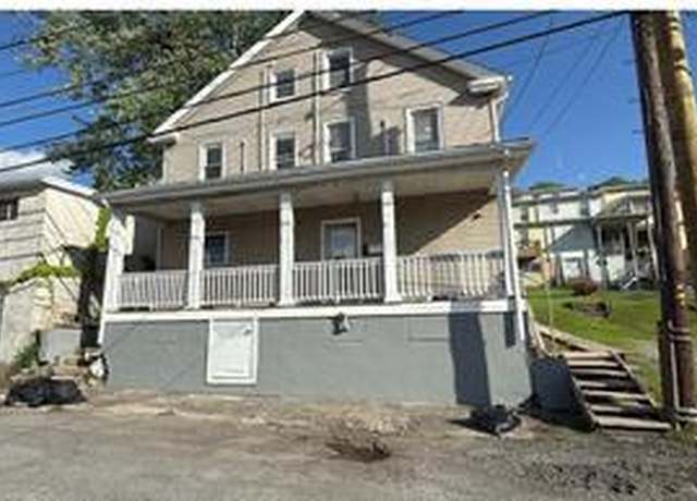 Property at 525 Hazle St, Tamaqua, PA 18252, 5 beds, 2 baths