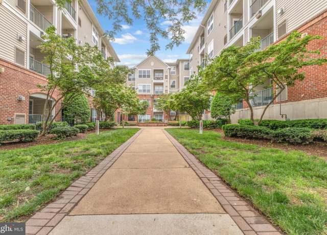 Property at 4850 Eisenhower Ave #201, Alexandria, VA 22304, 2 beds, 2 baths