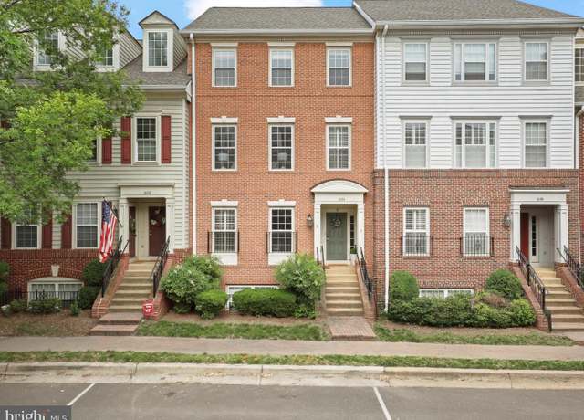 Property at 1604-B Hunting Creek Dr Unit B, Alexandria, VA 22314, 3 beds, 2.5 baths