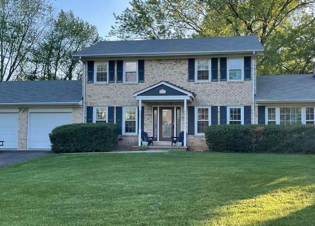 Property at 7176 King William St, Warrenton, VA 20187, 4 beds, 2.5 baths