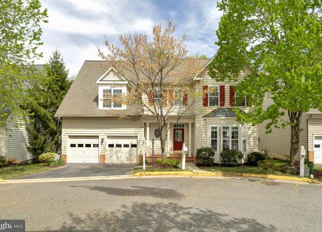 Property at 1003 Stanton Park Ct, Herndon, VA 20170, 5 beds, 3.5 baths