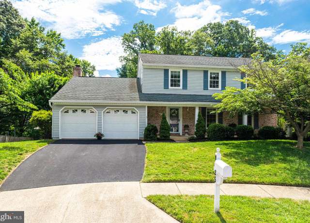Property at 8325 Lindside Way, Springfield, VA 22153, 4 beds, 3.5 baths