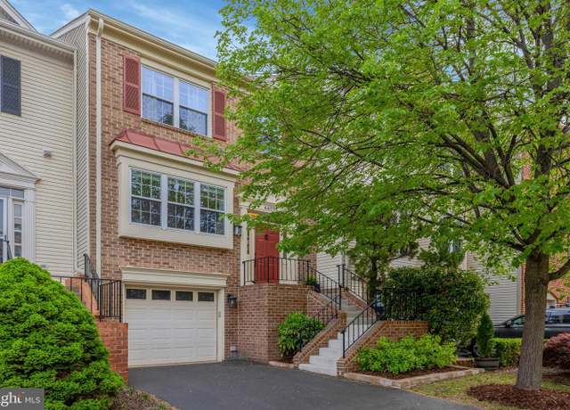 Property at 44053 Florence Ter, Ashburn, VA 20147, 3 beds, 2.5 baths