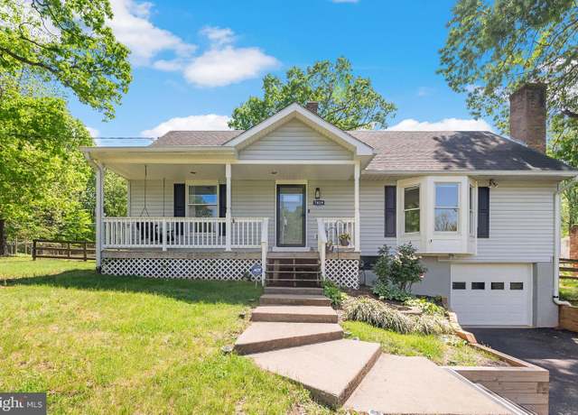 Property at 7819 Oak St, Manassas, VA 20111, 4 beds, 3 baths