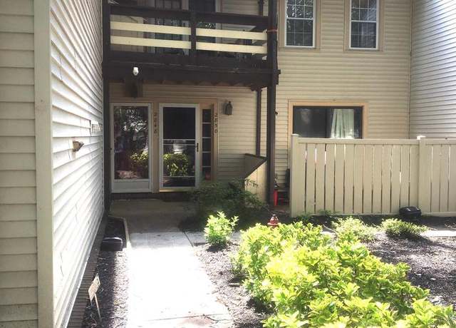Property at 2848 Chablis Cir, Woodbridge, VA 22192, 2 beds, 1 bath