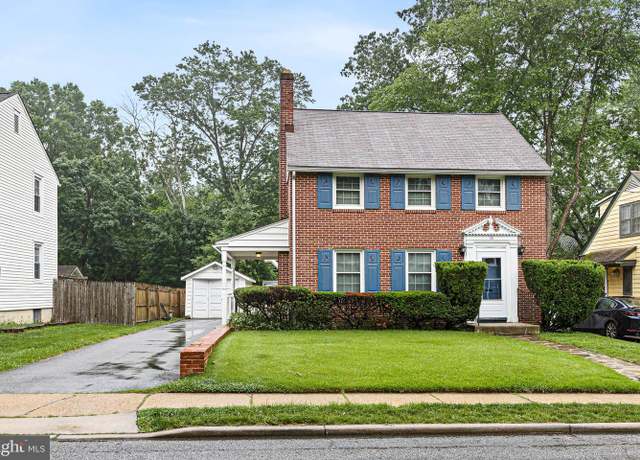 Property at 611 Academy St, Newark, DE 19711, 4 beds, 2 baths
