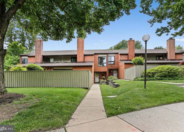 Property at 5 Stream Run Ct, Lutherville Timonium, MD 21093, 3 beds, 2.5 baths