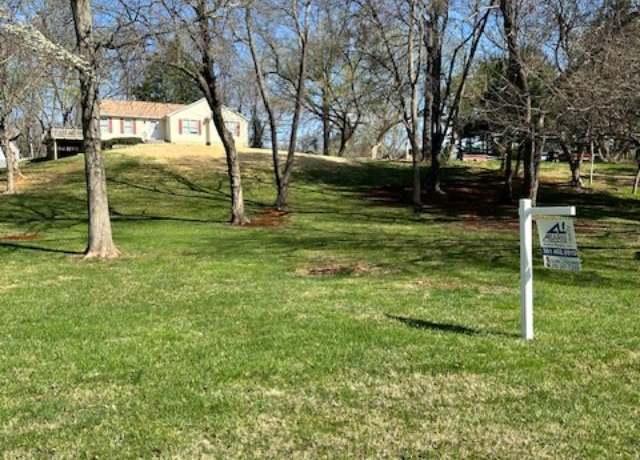Property at 17900 Bowie Mill Rd, Derwood, MD 20855, 3 beds, 3.5 baths
