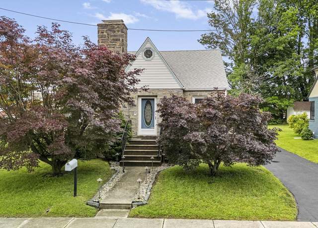 Property at 1217 Bullens Ln, Woodlyn, PA 19094, 4 beds, 2 baths