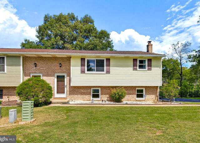 Property at 2231 Donough Dr, Manheim, PA 17545, 2 beds, 1.5 baths
