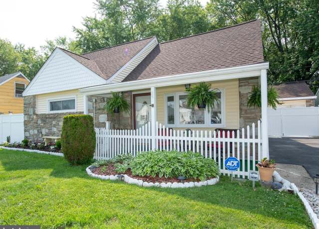Property at 11013 Stevens Rd, Philadelphia, PA 19116, 3 beds, 2 baths