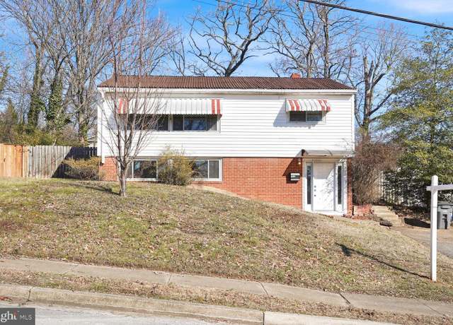 Property at 1912 Richmond Ave, Woodbridge, VA 22191, 4 beds, 2 baths