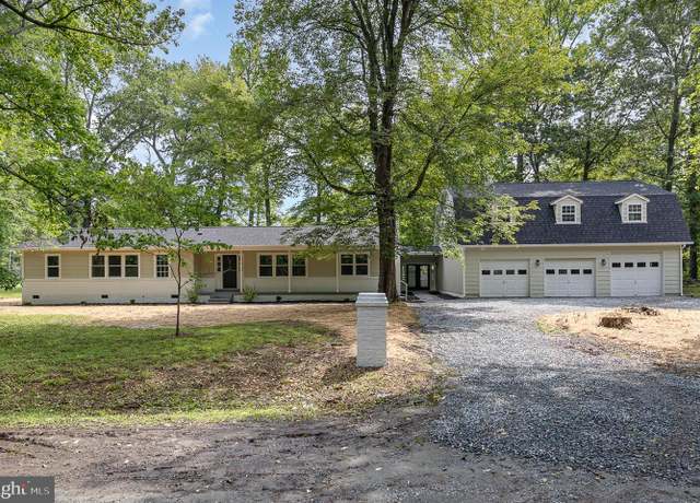 Property at 30 Lake Dr, Stafford, VA 22554, 4 beds, 2 baths
