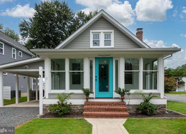 Property at 1001 Bancroft Ave, Colonial Beach, VA 22443, 2 beds, 2 baths