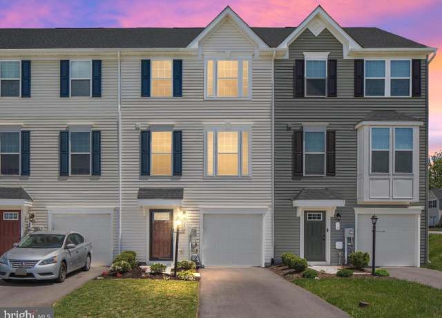 Property at 20 Absolution Dr, Hedgesville, WV 25427, 3 beds, 2.5 baths
