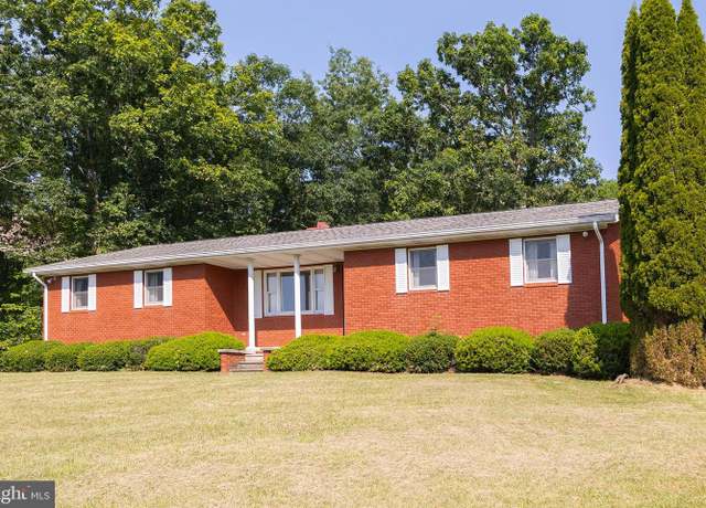 Property at 598 Knobley Rd, Ridgeley, WV 26753, 3 beds, 2 baths