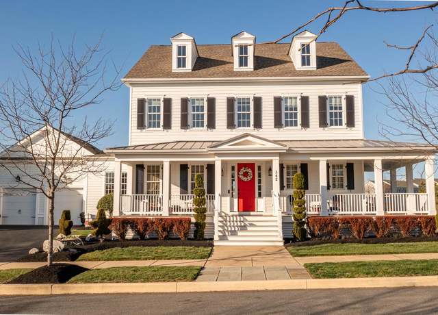 Property at 542 Wheelmen St, Middletown, DE 19709, 5 beds, 4.5 baths